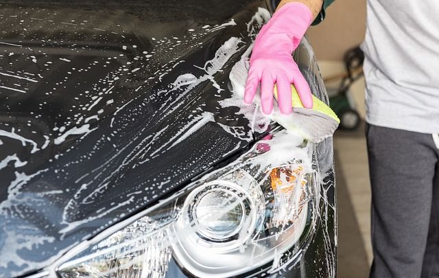 Mobile Car Detailing or Car Cleaning Services